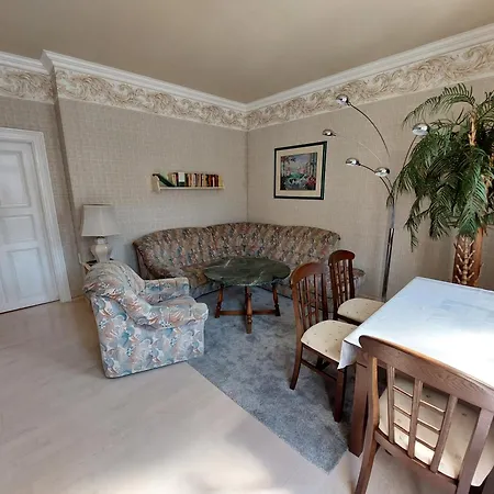 Lindenhof Apartment