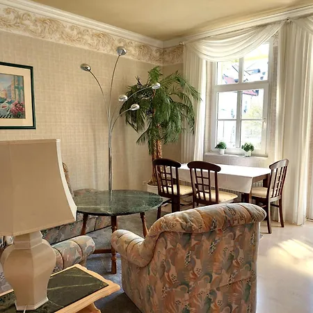 Lindenhof * Бад-Эльстер